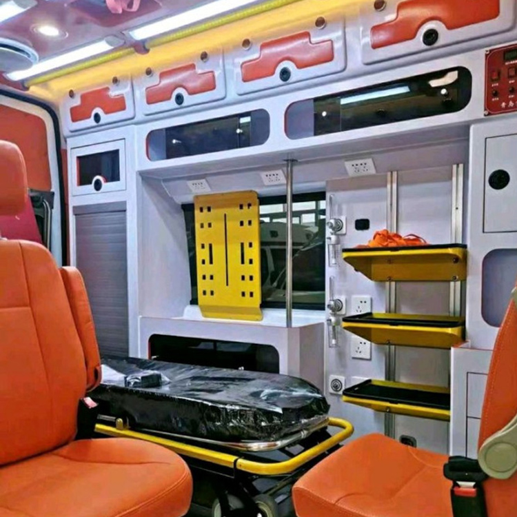 平塘长途救护车护送病人租赁价格